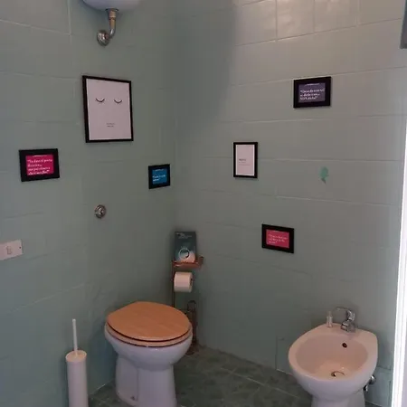 900 Bed & Breakfast